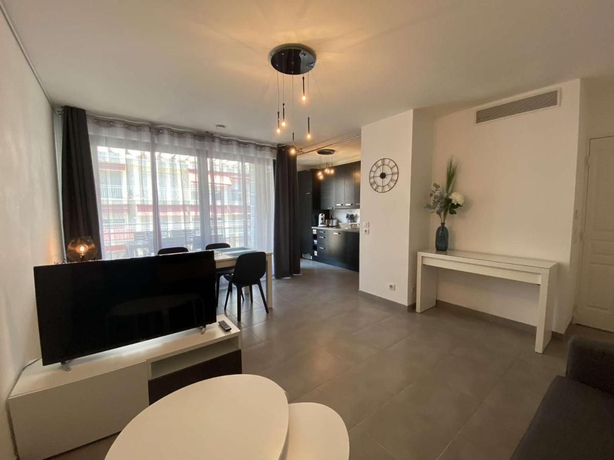 Appartement Climatise 4 Couchages Avec Terrasse Et Parking Securise A Antibes, Proche Port Et Mer - Fr-1-252-180 Ngoại thất bức ảnh
